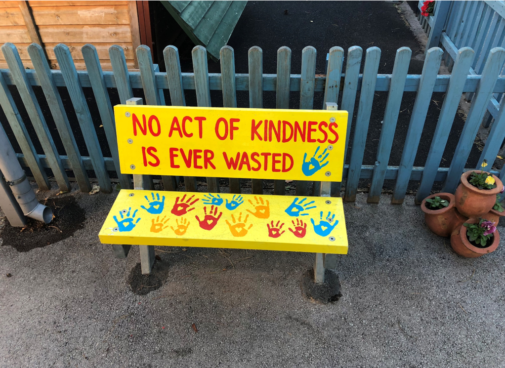 Cutthorpe-Buddy-Bench